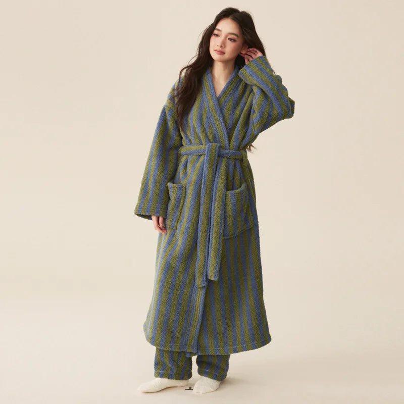 Robe de chambre femme en polaire rayée bleu et olive