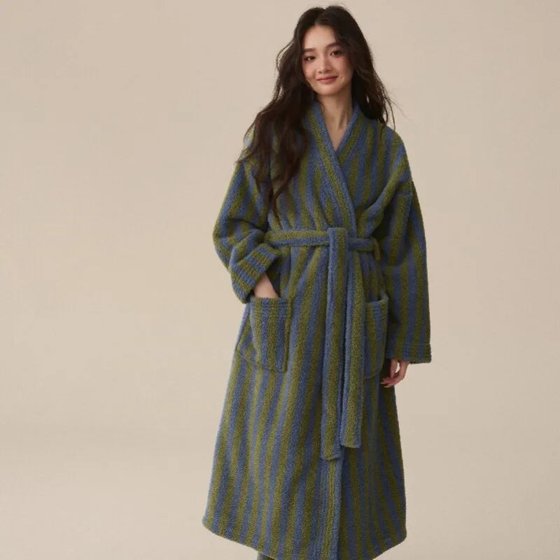 Robe de chambre femme en polaire rayée bleu et olive