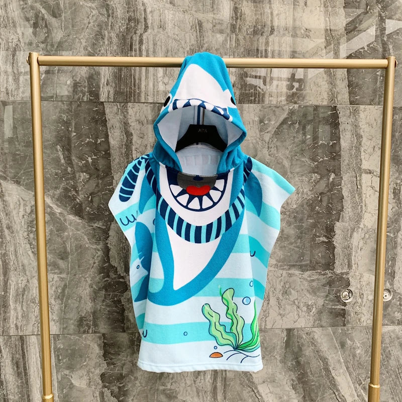 Cape de bain enfant requin bleu