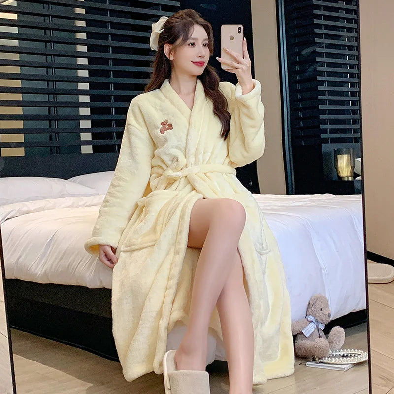 Robe de chambre femme en polaire jaune avec ourson