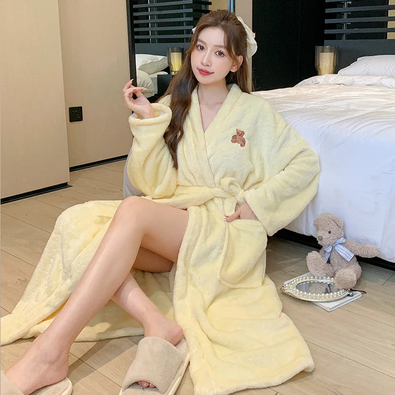 Robe de chambre femme en polaire jaune avec ourson