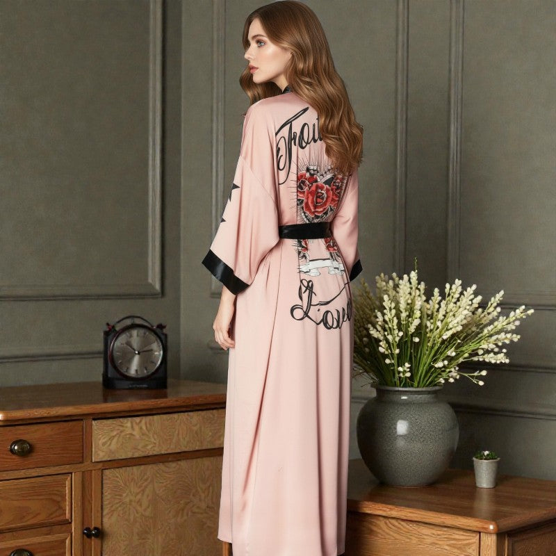 Peignoir femme satin rose poudré