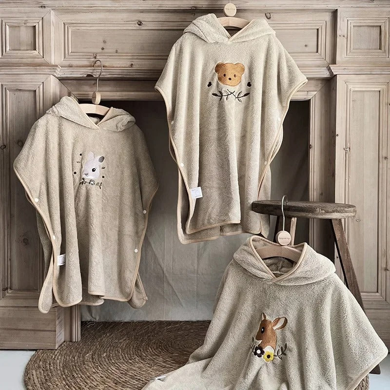 Cape de bain bébé animaux brodés