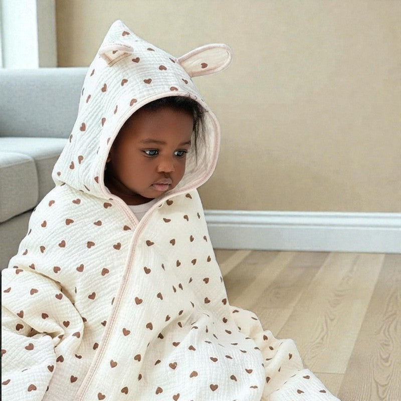 Cape de bain bébé en coton gaze cœurs