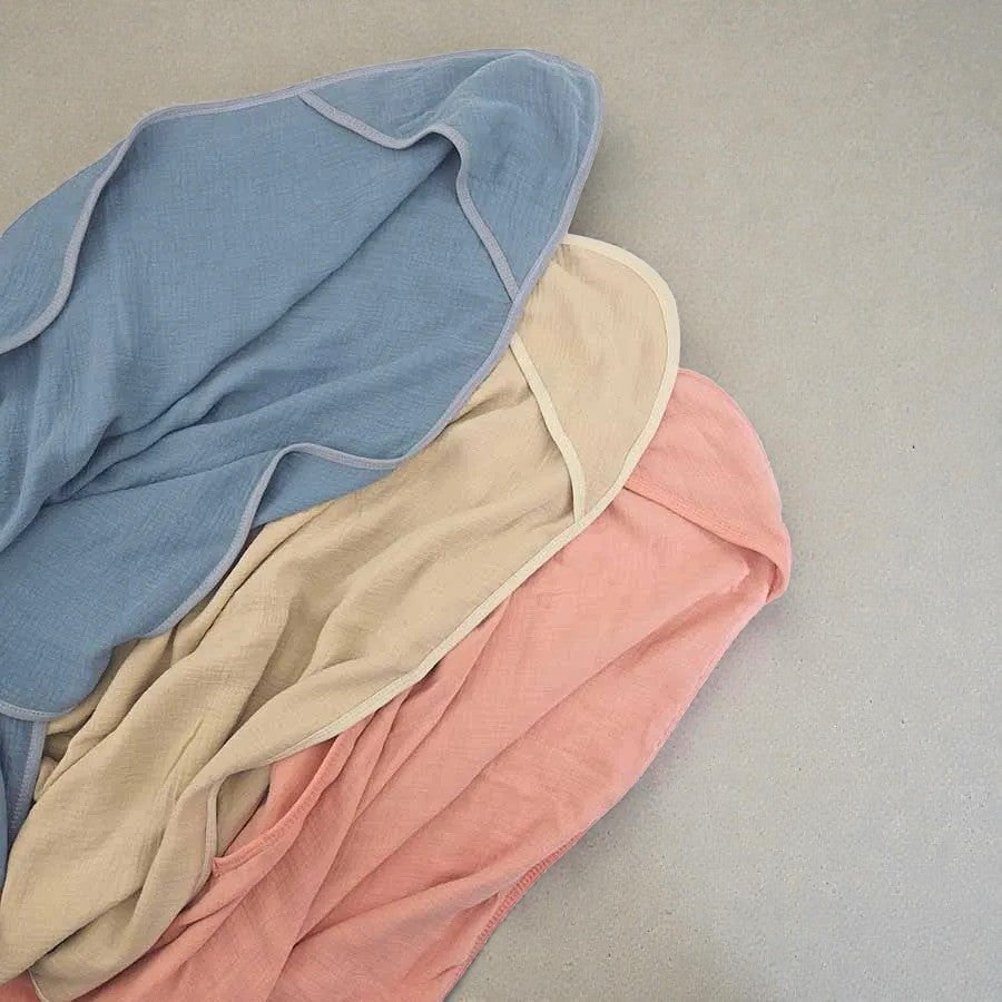 Cape de bain bébé en gaze en coton